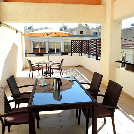 Apartment Penelope Court 102