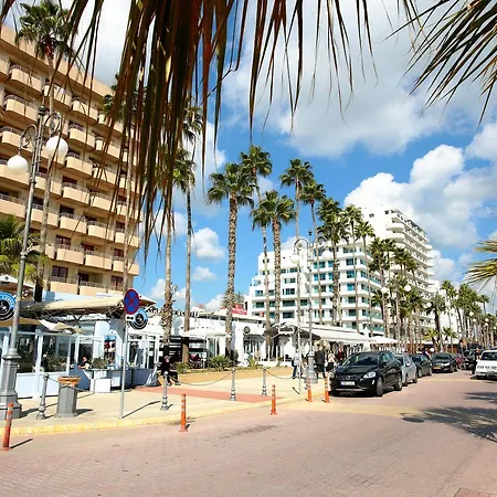 Penelope Court 102 * Larnaca