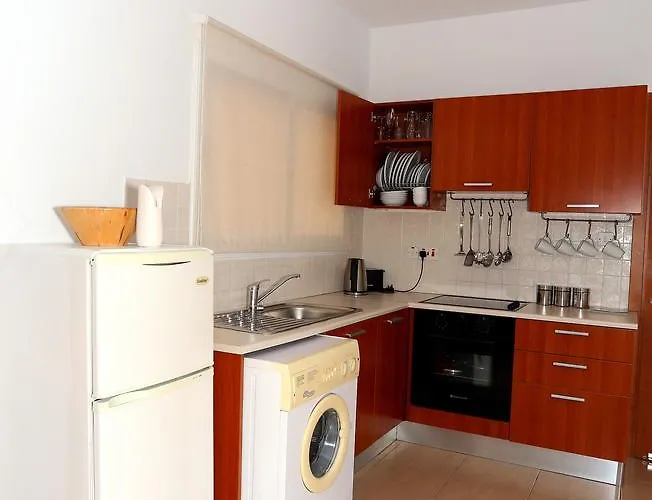 Penelope Court 102 アパート *