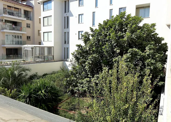 Penelope Court 102 アパート ラルナカ