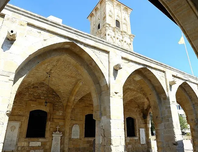 アパート Penelope Court 102 ラルナカ