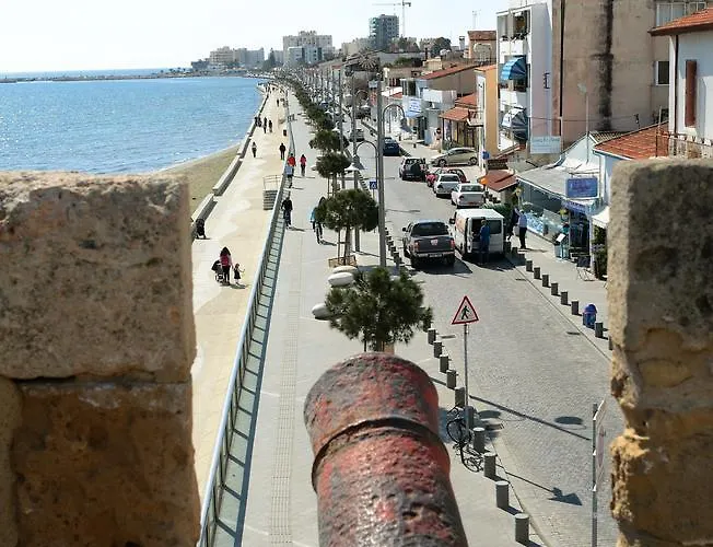 Penelope Court 102 アパート ラルナカ