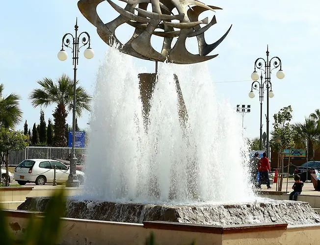 アパート Penelope Court 102 ラルナカ