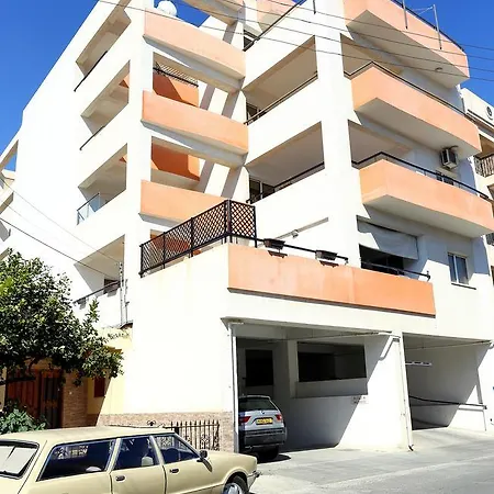 Apartamento Penelope Court 102 *