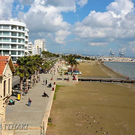 Penelope Court 102 Apartamento Lárnaca