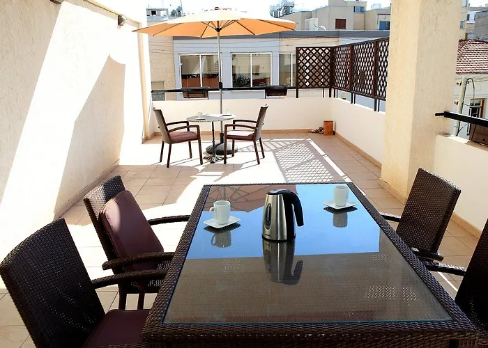 Penelope Court 102 Apartmán