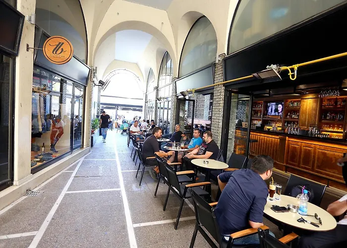 Apartmán Penelope Court 102 *