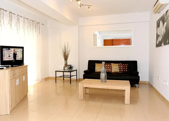 Penelope Court 102 * Larnaca