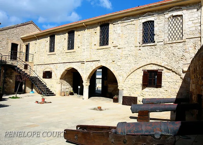 Apartmán Penelope Court 102 *